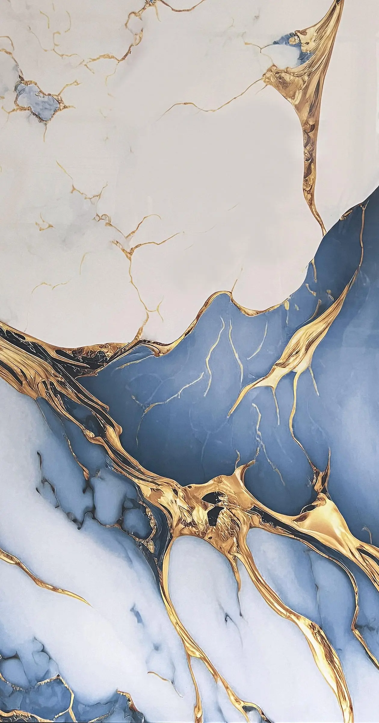 Golden Queen - картинка 1